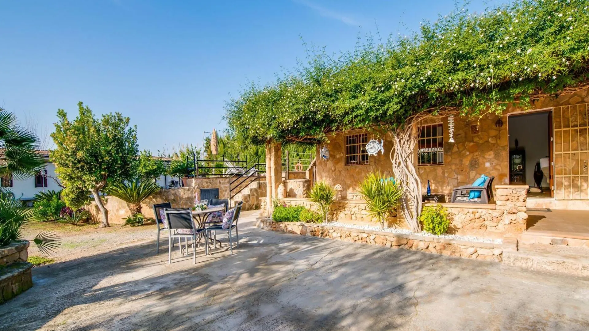 Σπίτι διακοπών Spacious Country House With Garden Αλκούδια Ισπανία