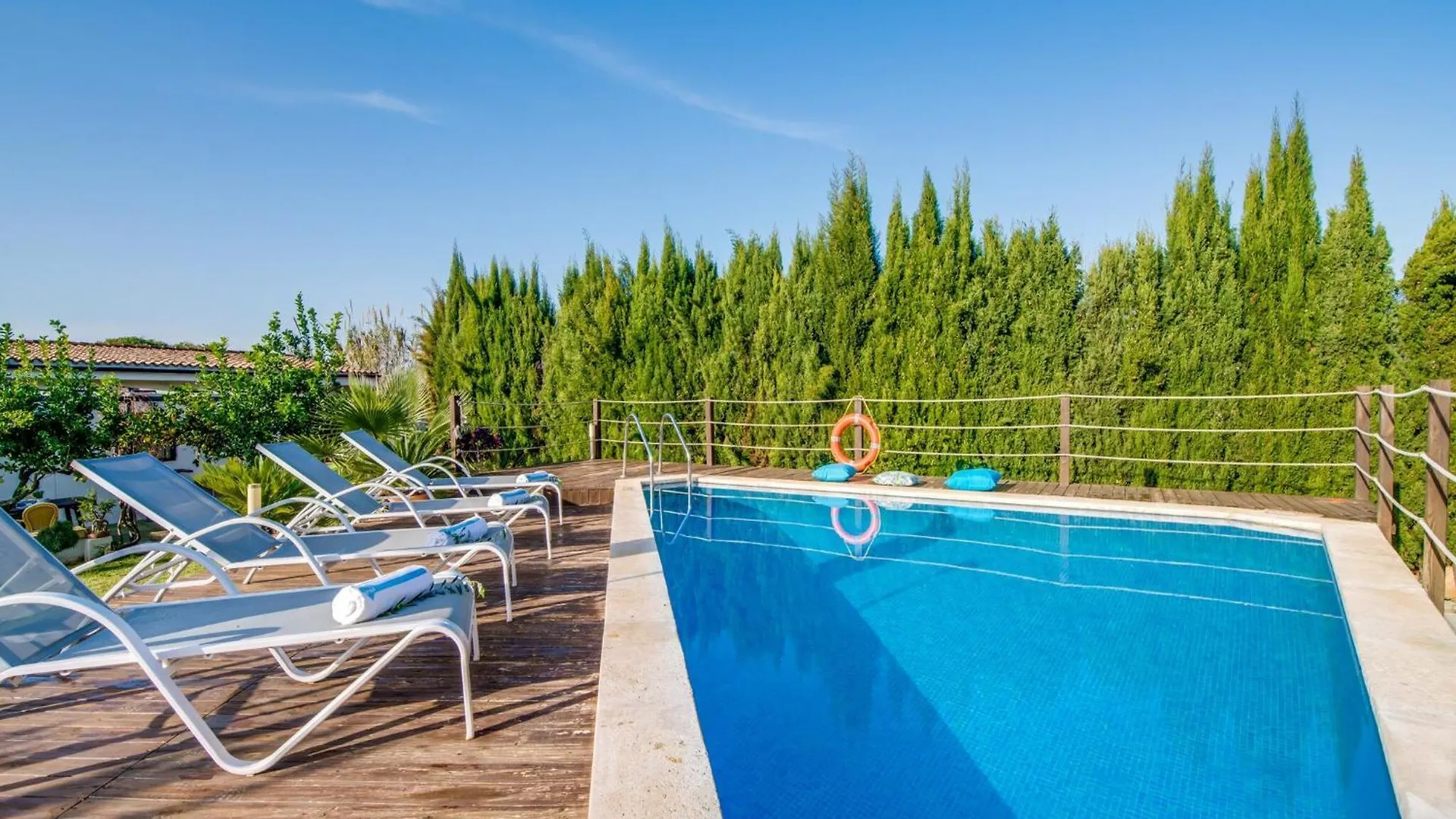 Σπίτι διακοπών Spacious Country House With Garden Αλκούδια