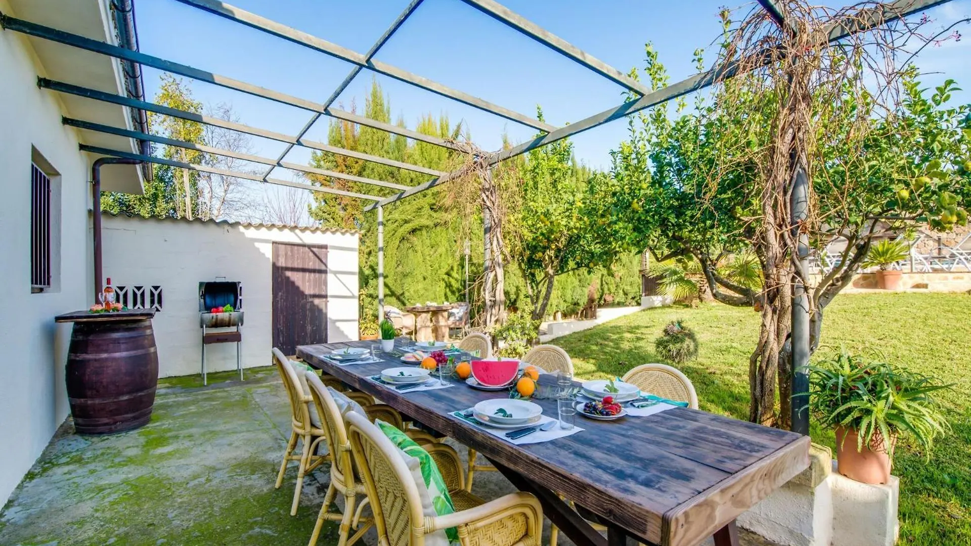 Spacious Country House With Garden Αλκούδια