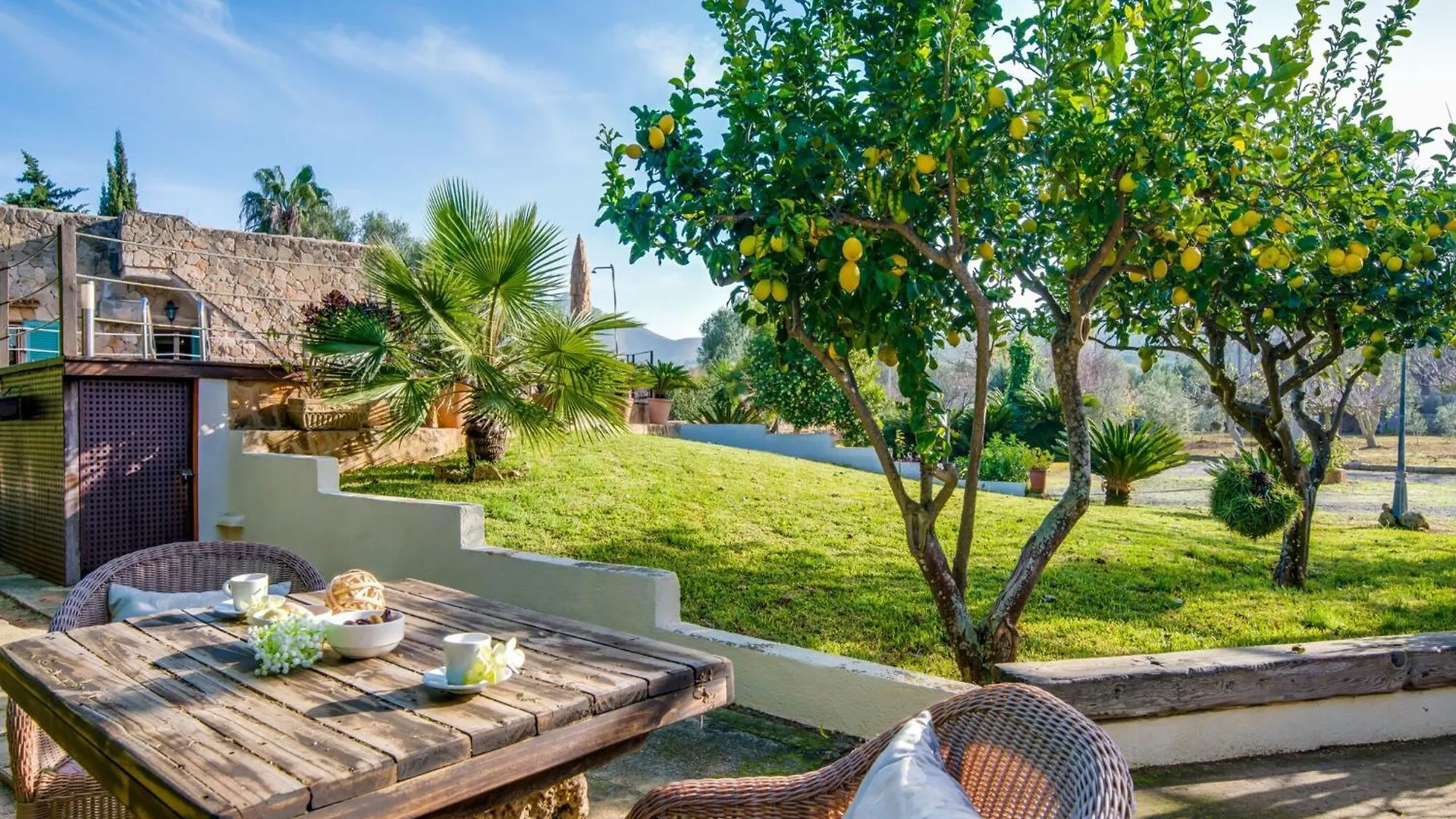 Spacious Country House With Garden Αλκούδια