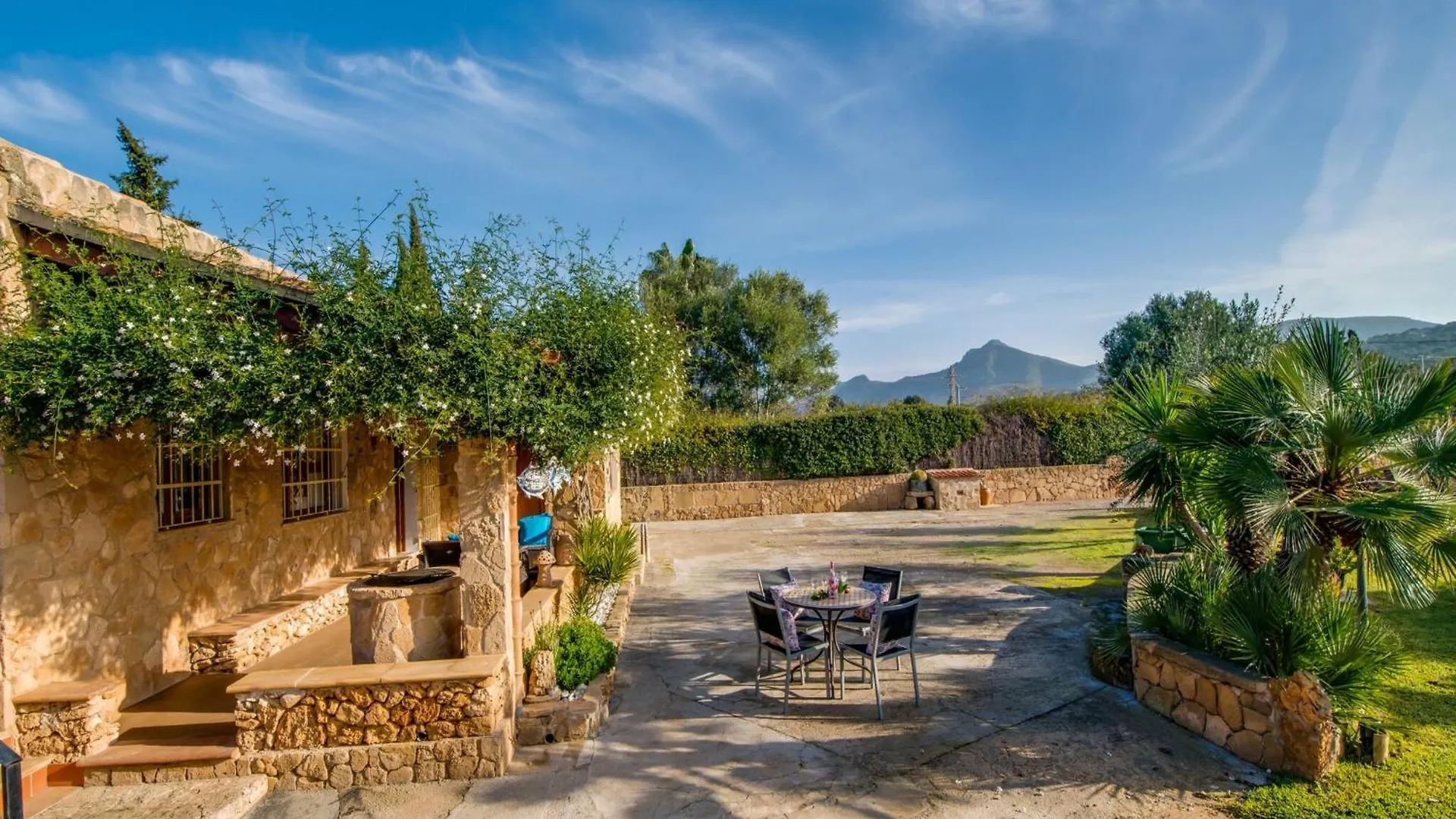 Spacious Country House With Garden Αλκούδια