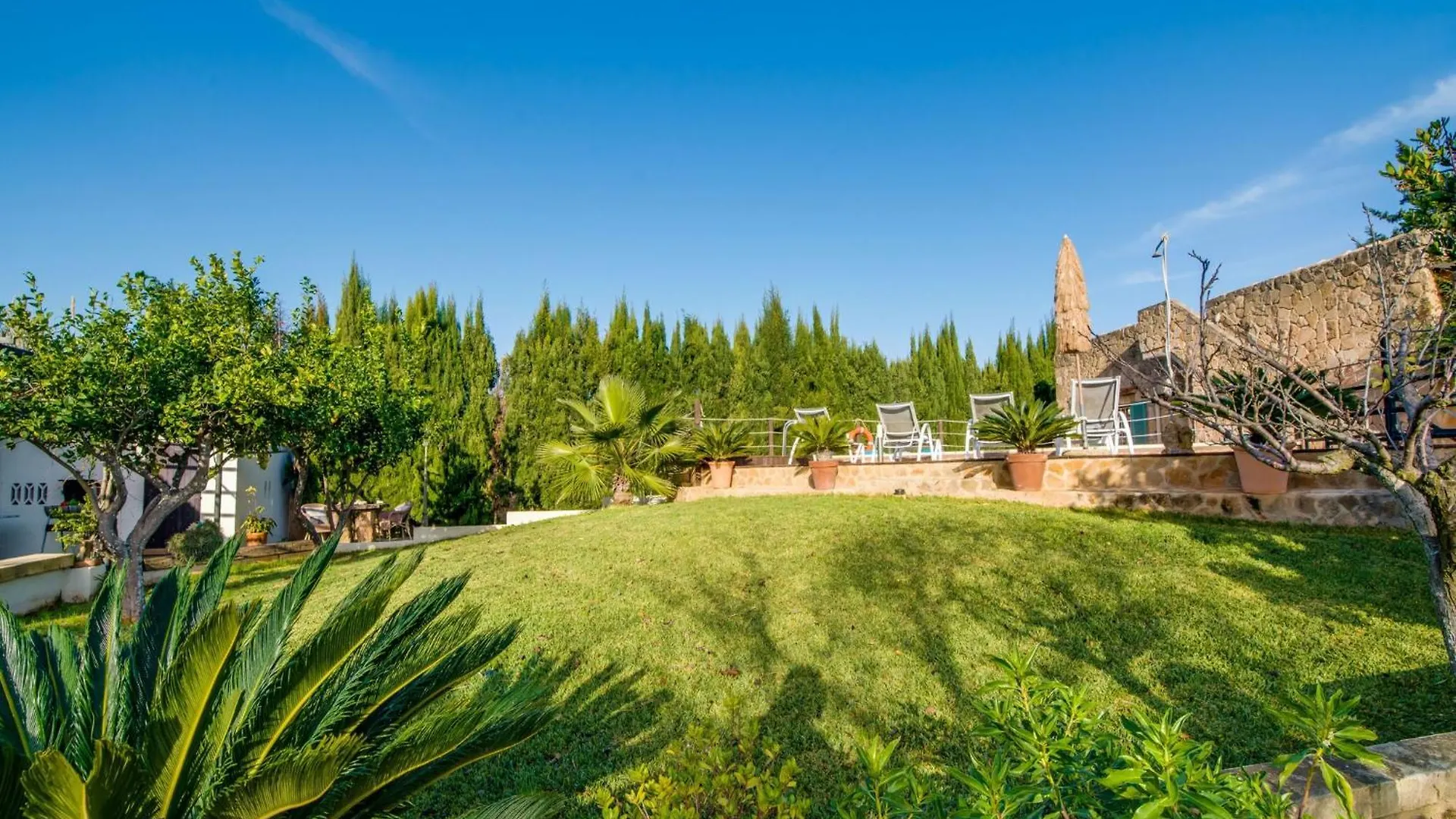 Σπίτι διακοπών Spacious Country House With Garden Αλκούδια
